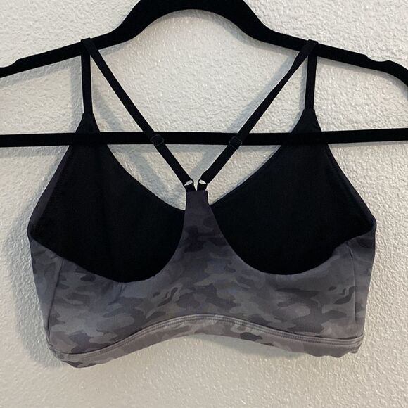 Good American-Grey Ombre camo print- Sports bra- Size 2 (medium) - Picture 3 of 6